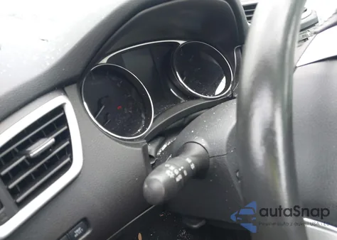 2016 Nissan Rogue Sl z USA, uszkodzony, nr VIN 5N1AT2MT3GC834506